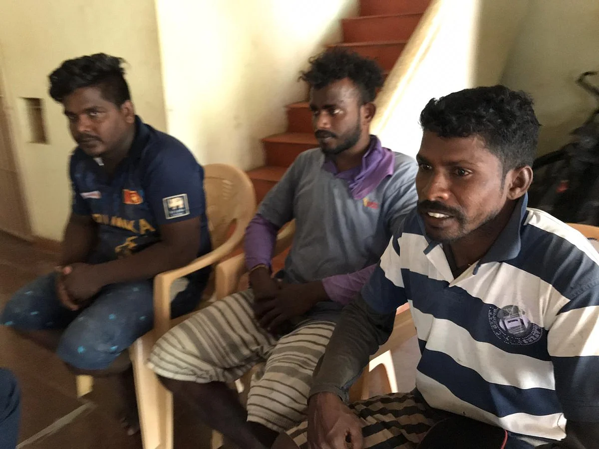 பிடிபட்ட இலங்கை மீனவர்கள்