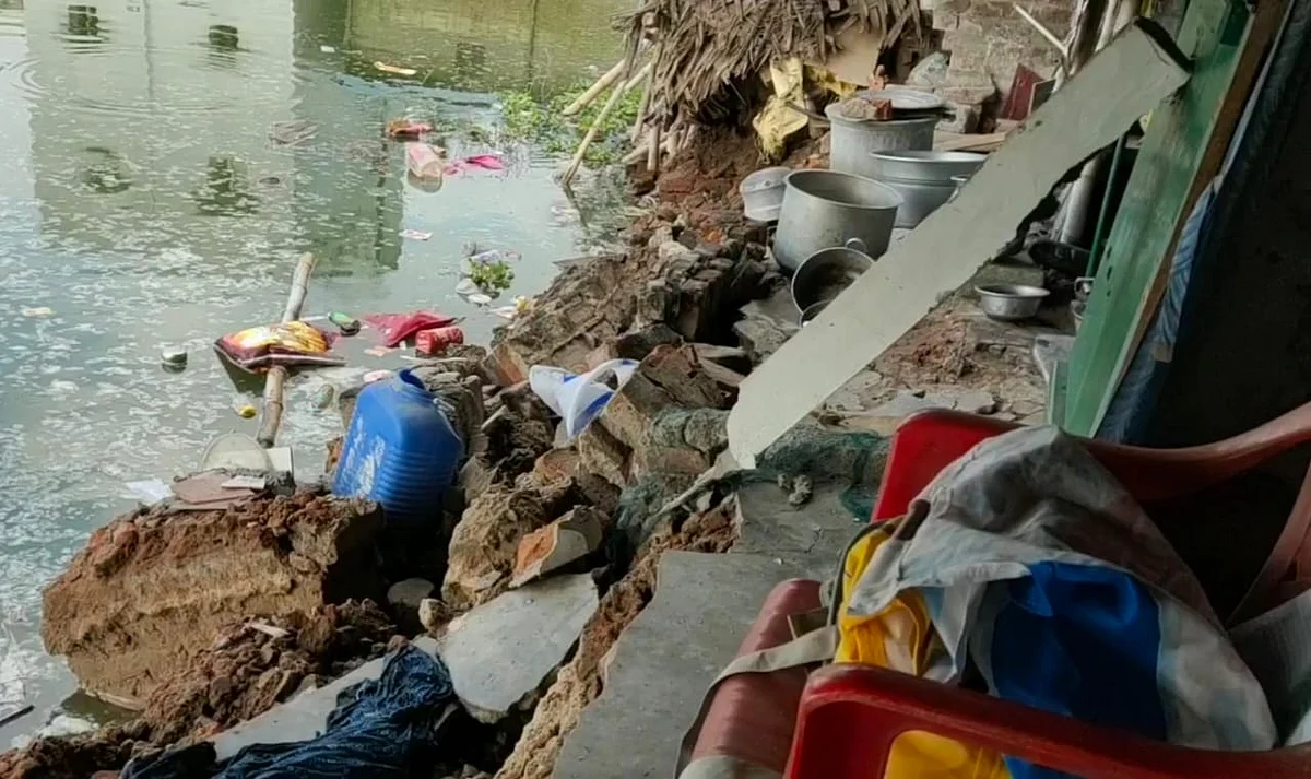 6 வீடுகள்