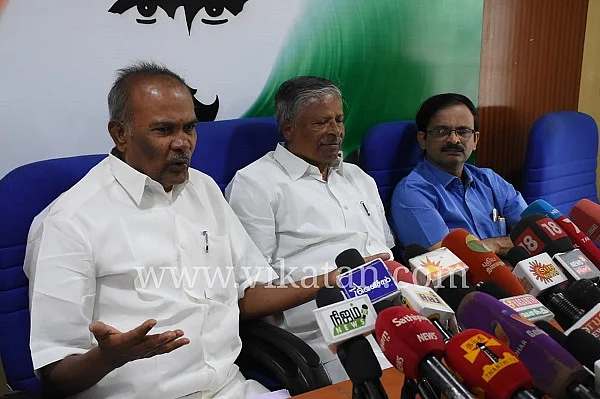 பேட்டியளிக்கும் அப்பாவு