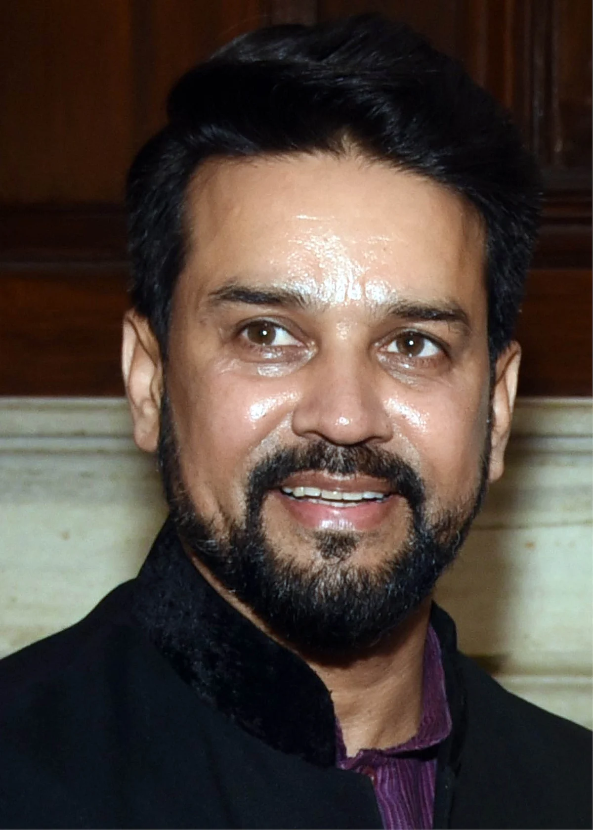 இந்த அனுராக் தாக்கூர்