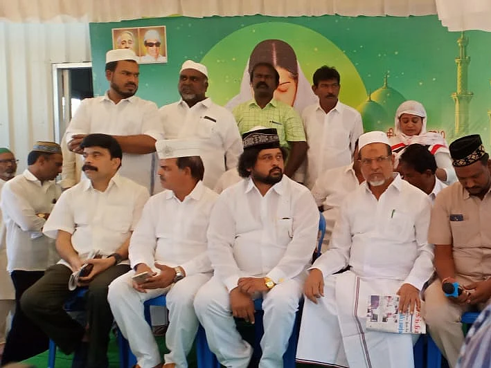 ``மார்ச் மாத டார்க்கெட்!'' -அ.தி.மு.க.வின் தலைமை சிக்னலுக்காகக் காத்திருக்கும் நடிகர் பவர் ஸ்டார்