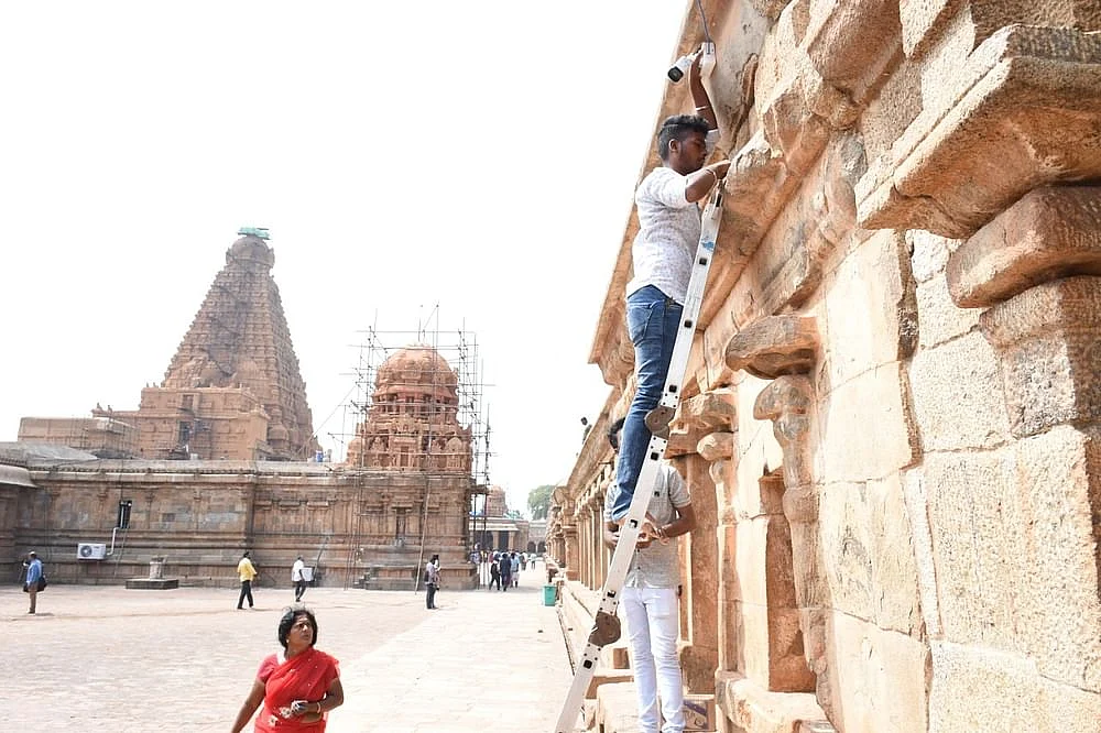 தஞ்சாவூர் பெரிய கோயில்