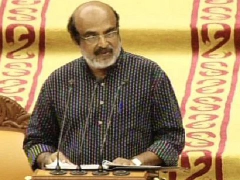 நிதி அமைச்சர் தாமஸ் ஐசக்