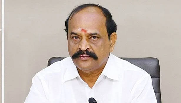 அமைச்சர் கடம்பூர் ராஜூ