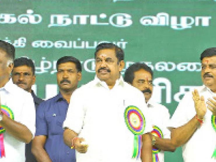 அதிநவீன வசதிகளுடன் ஆசியாவின் பெரிய கால்நடைப் பூங்கா!