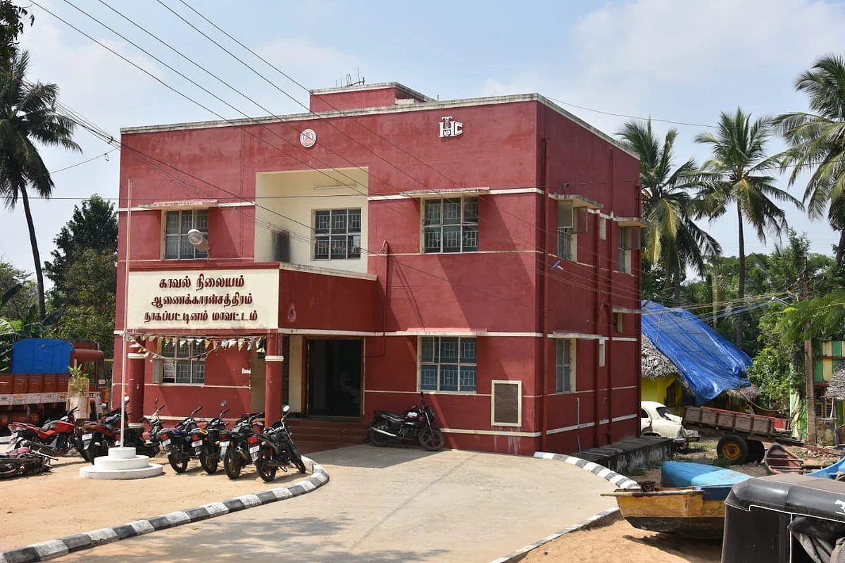 காவல் நிலையம் கொள்ளிடம்