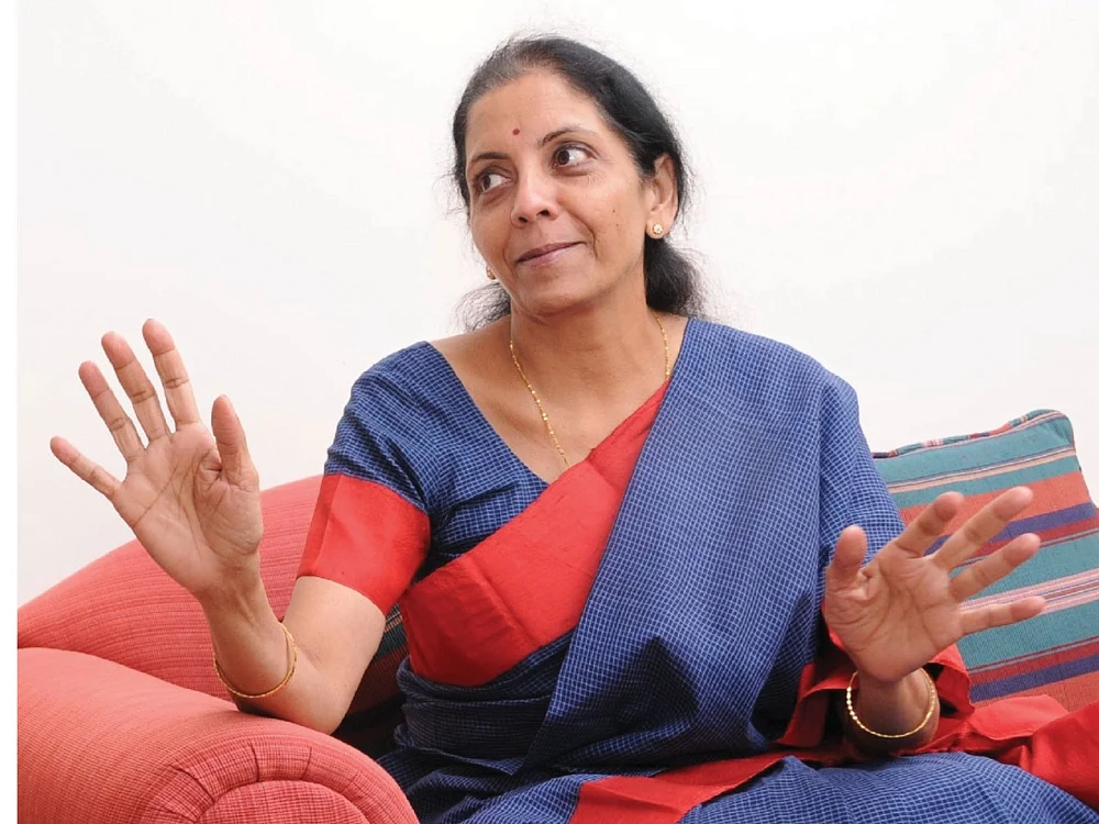 கேட்டது ரூ.3,000 கோடி; கொடுத்தது ரூ.510 கோடி... கொரோனா நிவாரண நிதியில் தமிழகத்துக்கு ஓரவஞ்சனையா?