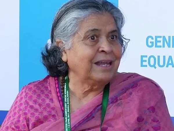 விப்லவ் தாக்கூர்