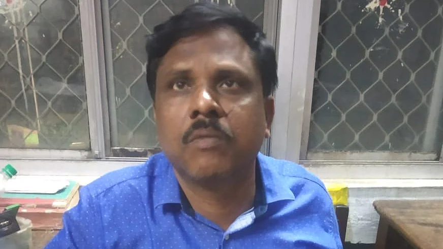 துணை கலெக்டர் தினகரன்