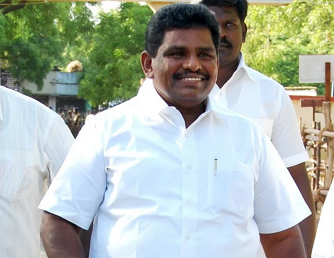 அனிதா ராதாகிருஷ்ணன்