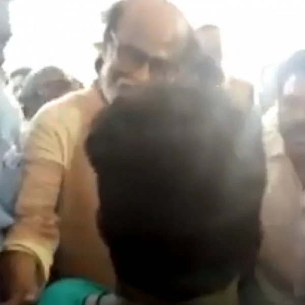 சந்தோஷுடன் ரஜினிகாந்த்