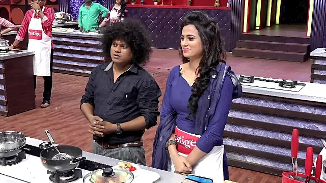 குக்கு வித் கோமாளி புகழ், ரம்யா பாண்டியன்