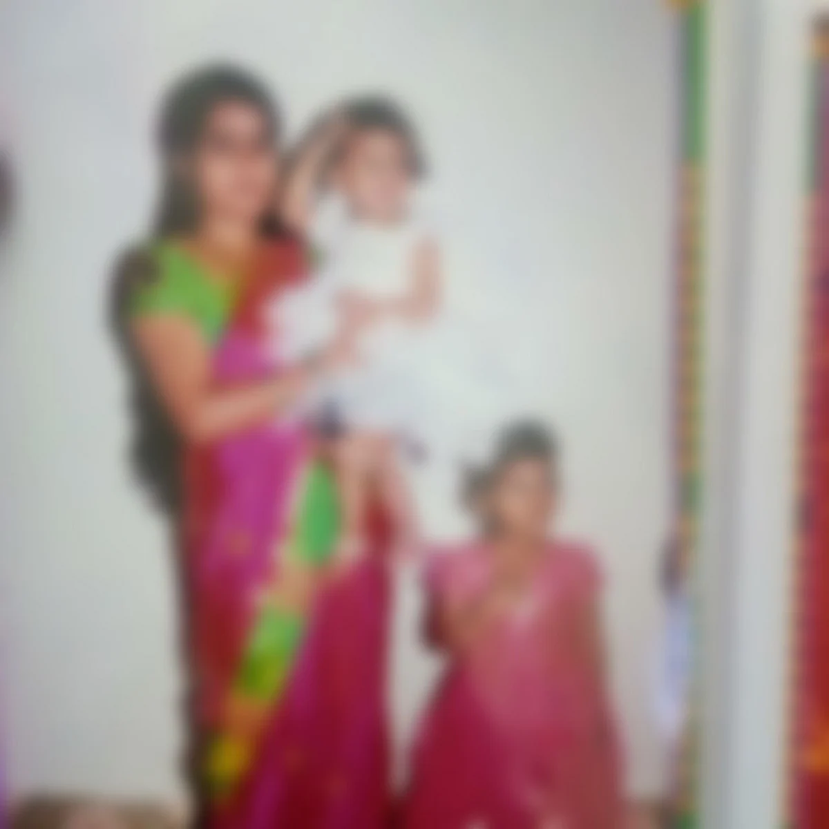 உயிரிழந்த நிர்மலா மற்றும் அவரின் 2 குழந்தைகள்