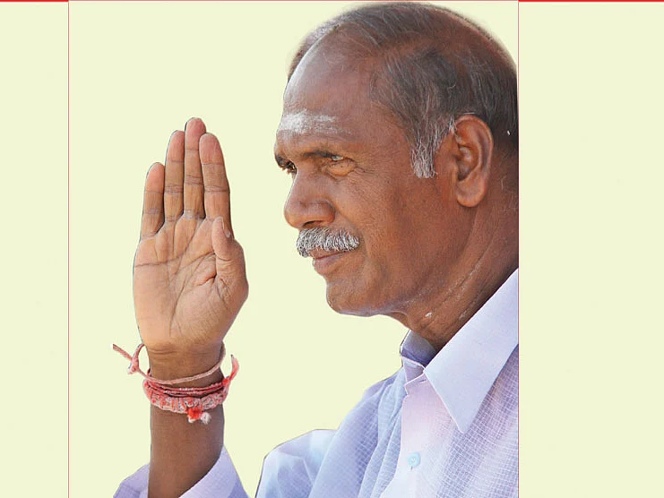 ஆளுமில்லை... ஆர்ப்பாட்டமும் இல்லை!
