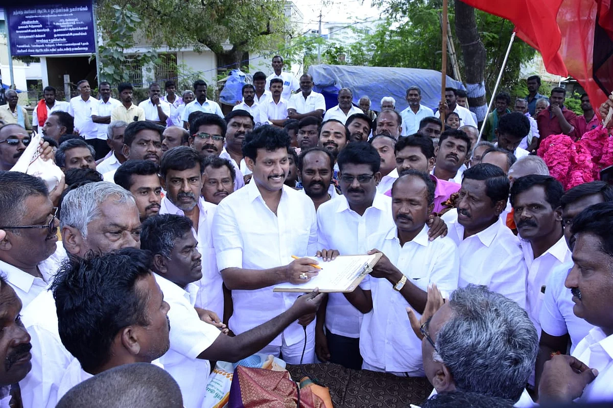 அன்பில் மகேஷ் பொய்யாமொழி