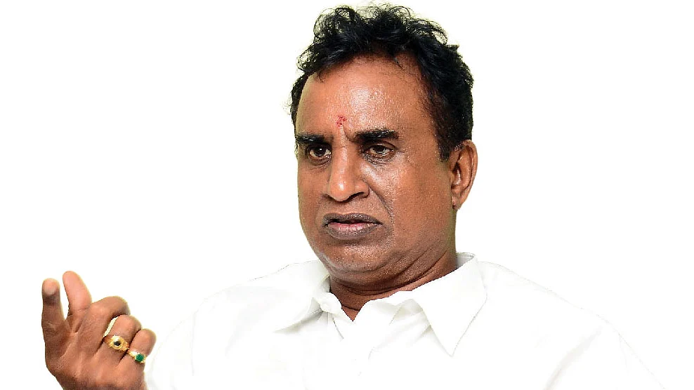 அமைச்சர் வேலுமணி