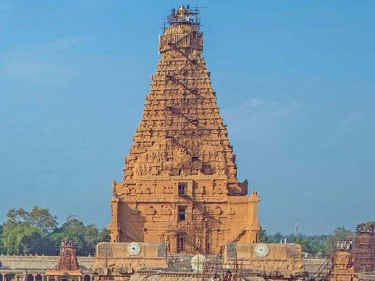 தஞ்சை பெரிய கோயில் குடமுழுக்கு... புறக்கணித்த
தமிழக அமைச்சர்கள்!