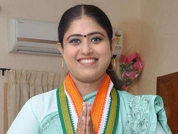 ``எனக்கு சீட் கிடைக்கக்கூடாதுனு கிளப்பிவிட்டதா இருக்கலாம்!" - வதந்தி குறித்து விஜயதாரணி