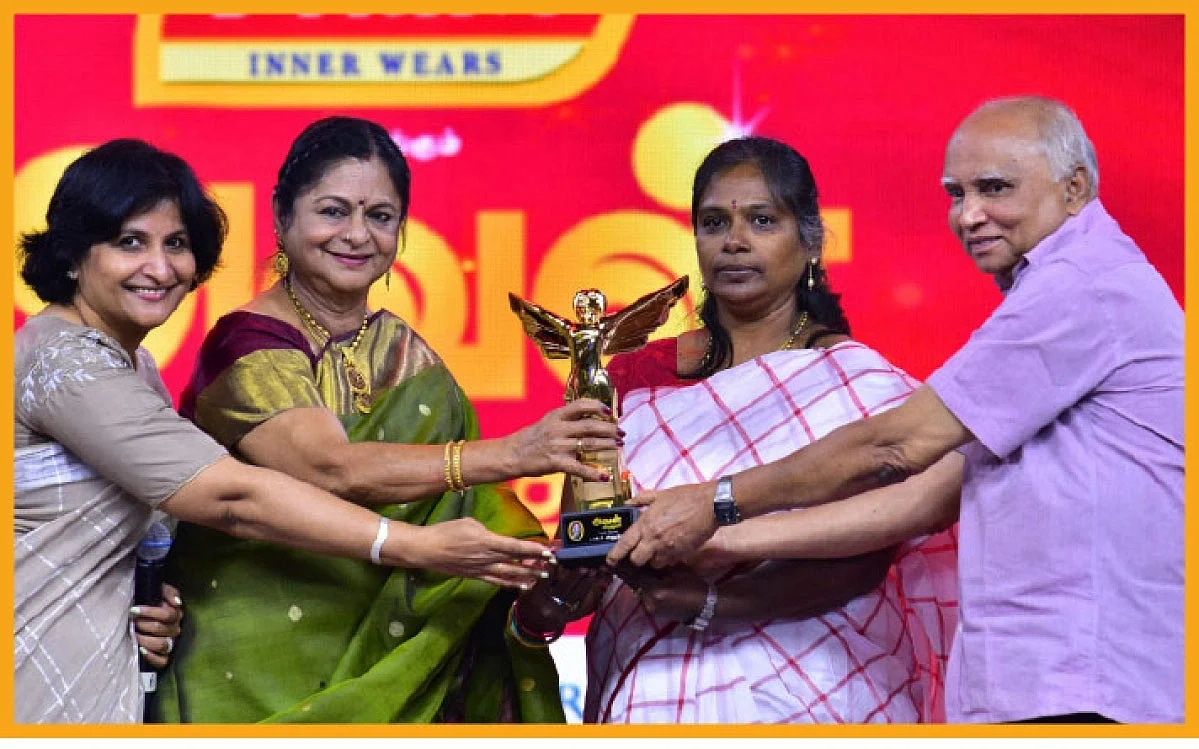 மருத்துவர் சாந்தா முதல் விவசாயி தமிழ்ச்செல்வி வரை... சாதனைப் பெண்களுக்கு மரியாதை!