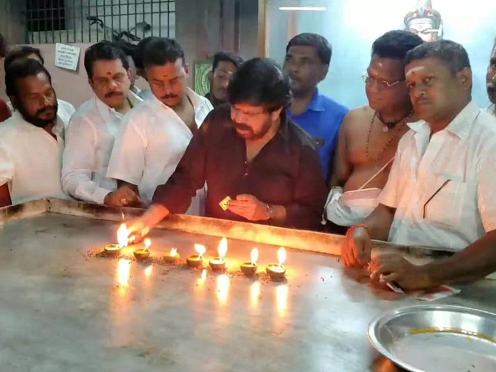 `ஆண்டவன்னா அர்ச்சனை இருக்கும்; மனிதன்னா பிரச்னை இருக்கும்!' -விஜய் வீட்டில் ரெய்டு குறித்து டி.ஆர்