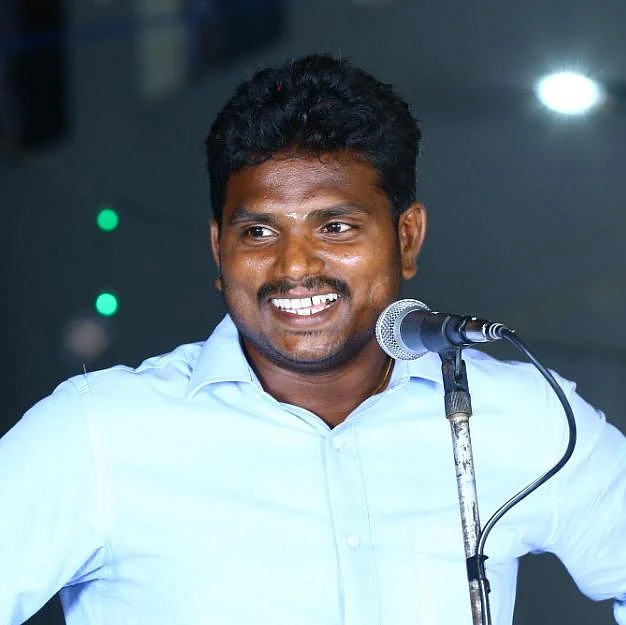 உதவி கலெக்டர் சிவகுருபிரபாகரன்