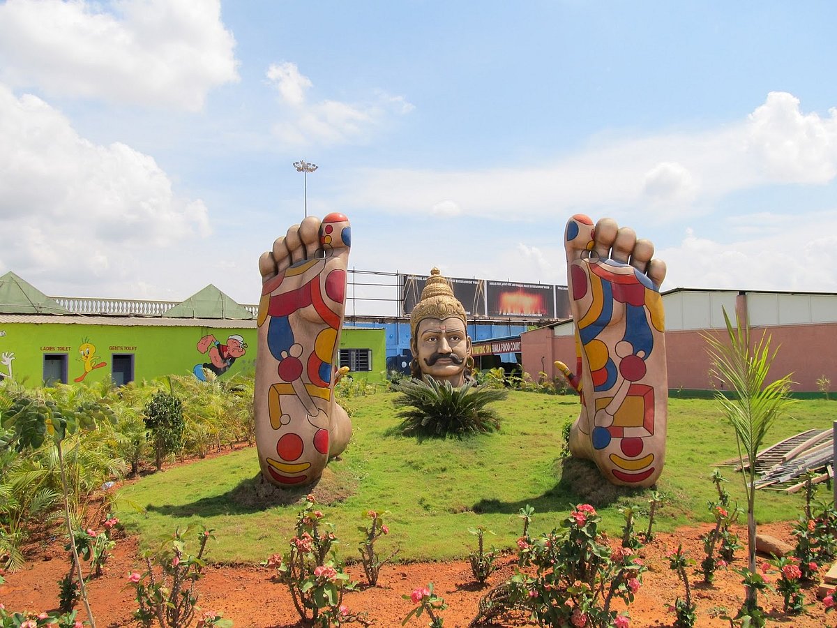 காலா, பிகில், இந்தியன் 2... மொத்தம் ஏழு பேர்! ஈ.வி.பியில் இதுவரை