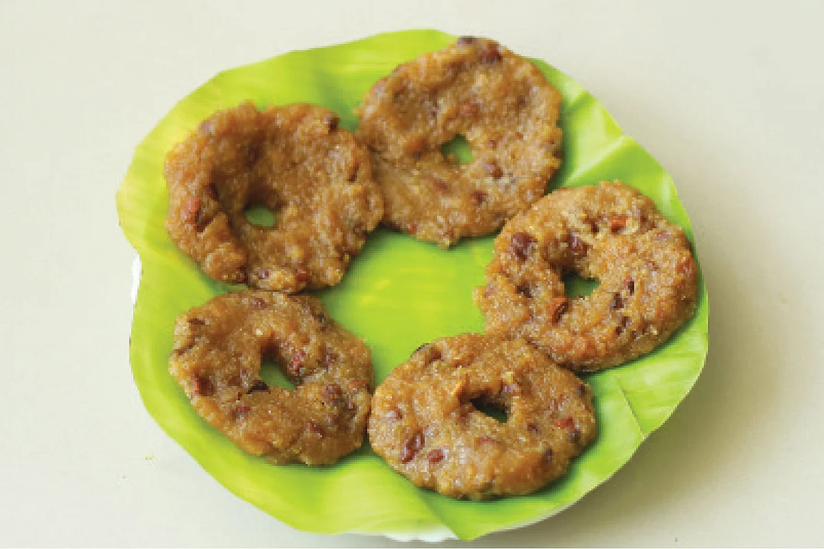 காரடையான் நோன்பு இனிப்பு அடை