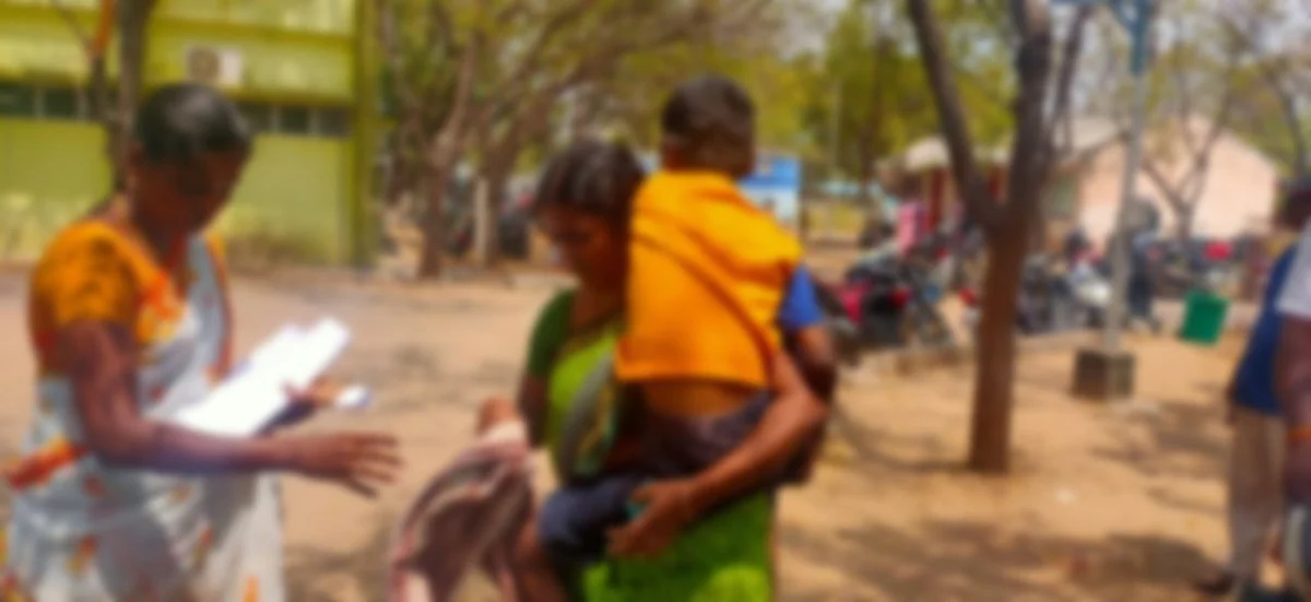 மனு அளிக்க வந்த பாண்டிதேவி