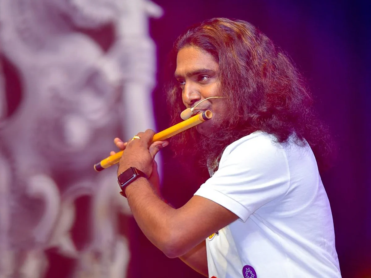 ``அன்றைக்கு நடந்த அவமானத்தை மறக்கவே மாட்டேன்!" - புல்லாங்குழல் கலைஞர் ராஜேஷ்