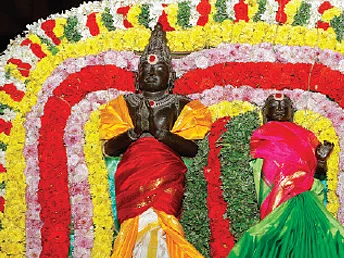 பறிபோகின்றனவா ராஜராஜ சோழன், லோக மாதேவி சிலைகள்?