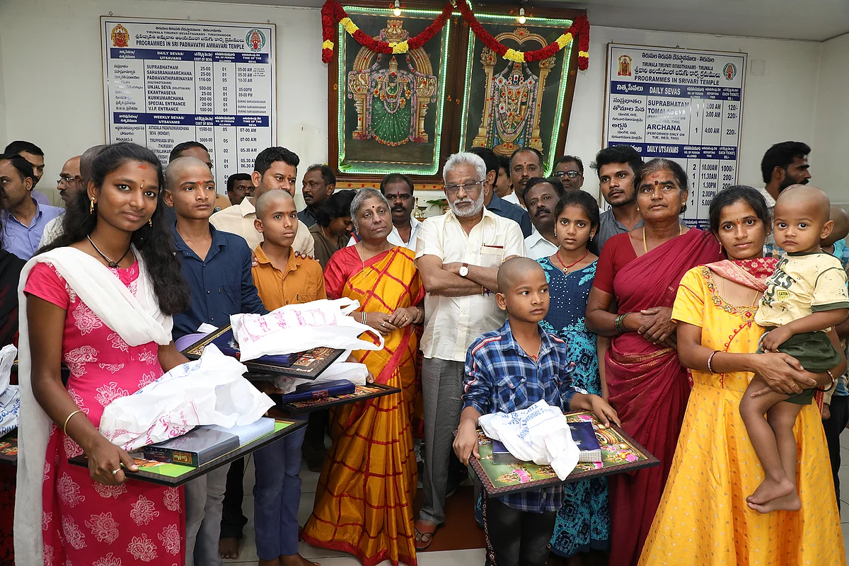 Subba Retty with children
