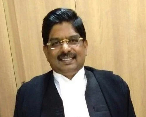 வழக்கறிஞர் வில்சன்
