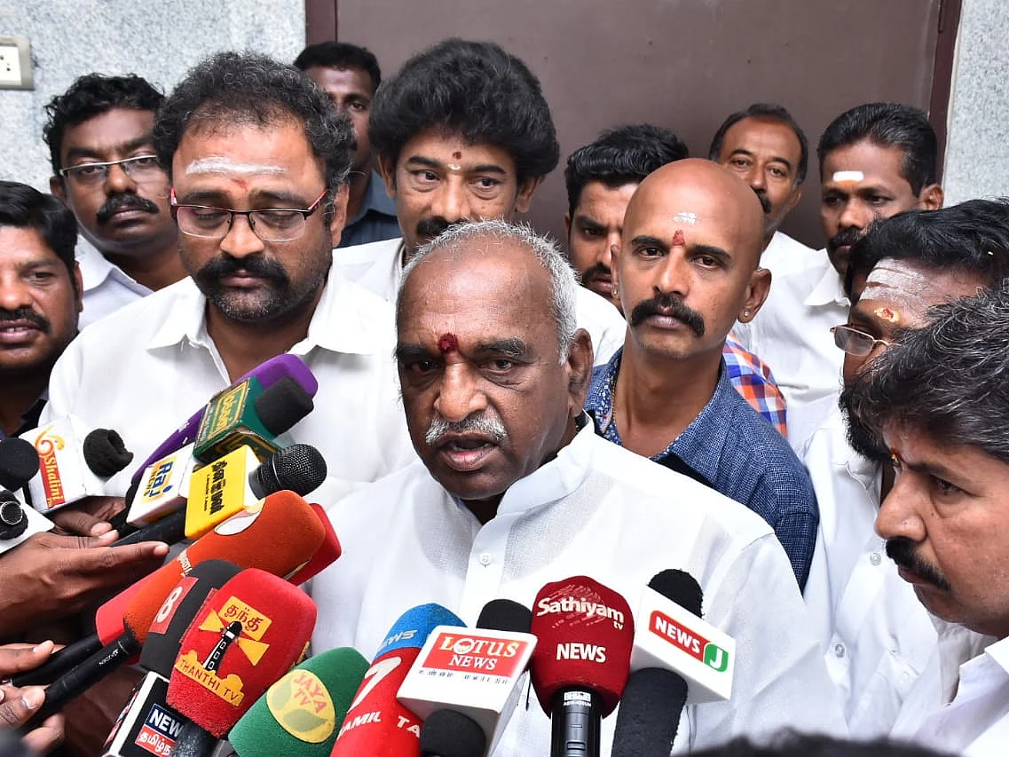 `தெரிந்தே இப்படி பேசியிருக்கிறார்!' - ஆர்.எஸ்.பாரதி விவகாரத்தில் கொதிக்கும் பொன்.ராதாகிருஷ்ணன்