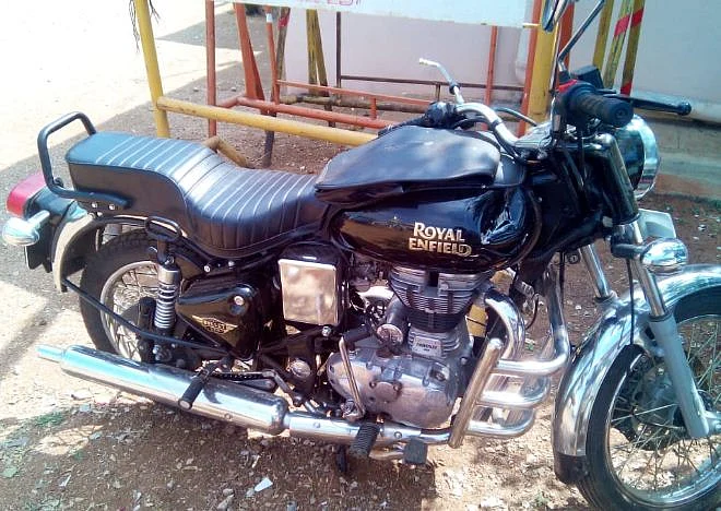 தங்கவேலின் பைக்