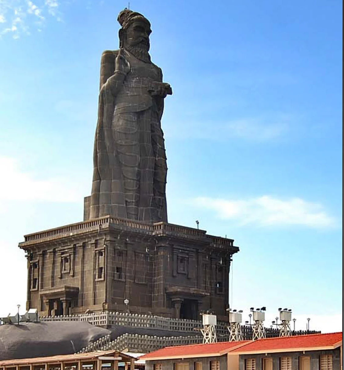 திருவள்ளுவர் சிலை
