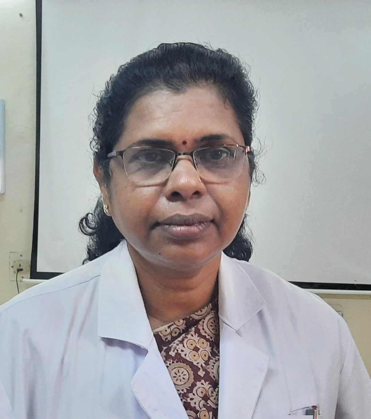சாந்திமலர், செங்கல்பட்டு அரசு மருத்துவக் கல்லூரி முதல்வர்