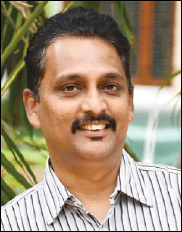 ரெஜி தாமஸ்