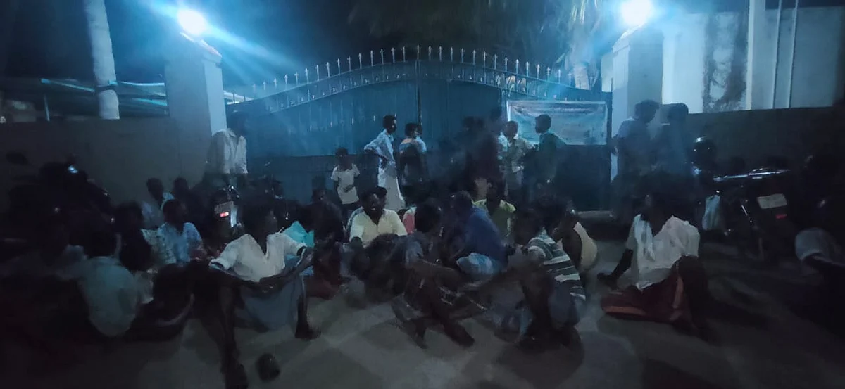 சட்டவிரோத தண்ணீர் கம்பெனிக்கு எதிரான போராட்டம்