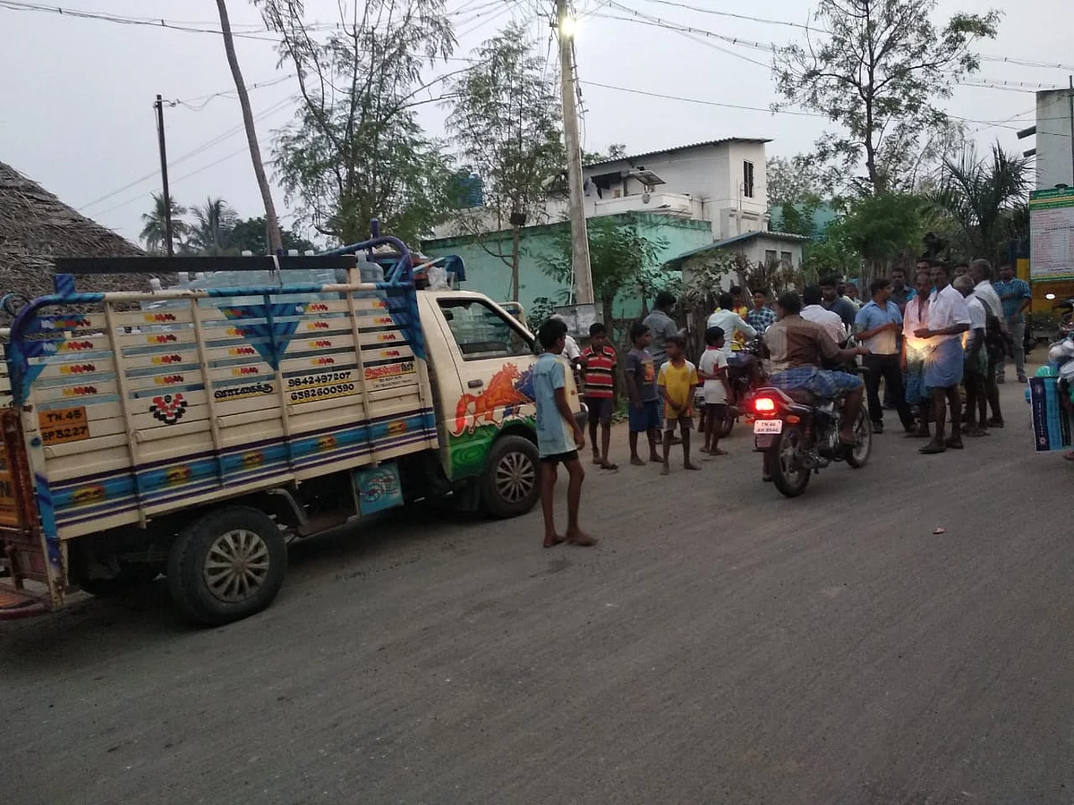 சட்டவிரோத தண்ணீர் கம்பெனிக்கு எதிரான போராட்டம்