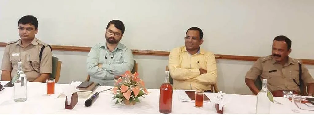 கன்னியாகுமரி கலெக்டர், திருவனந்தபுரம் கலெக்டர் சந்திப்பு