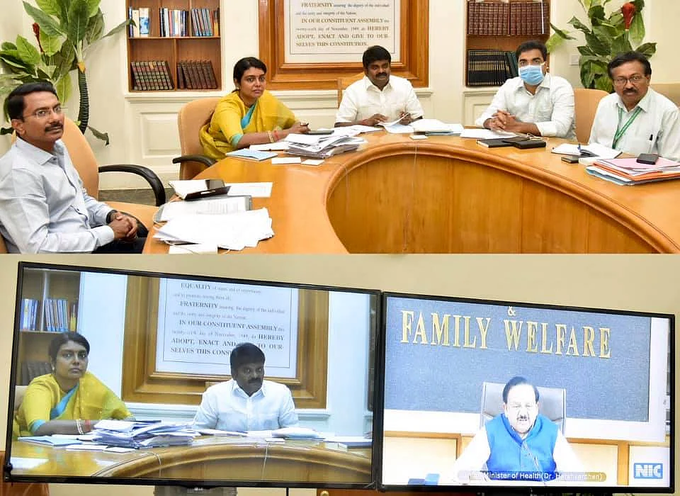 கொரோனா தடுப்பு நடவடிகைகள் குறித்து மத்திய அமைச்சருடன் அலோசனை