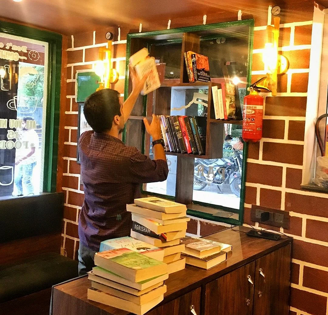 Parsa Book Bank