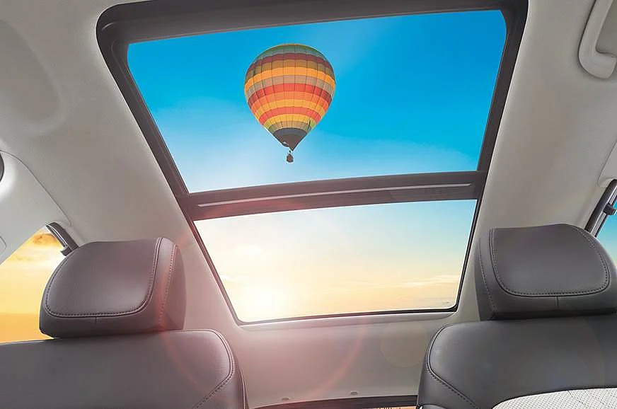 Panaromic Sunroof