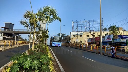 சிகாரி பஸ்