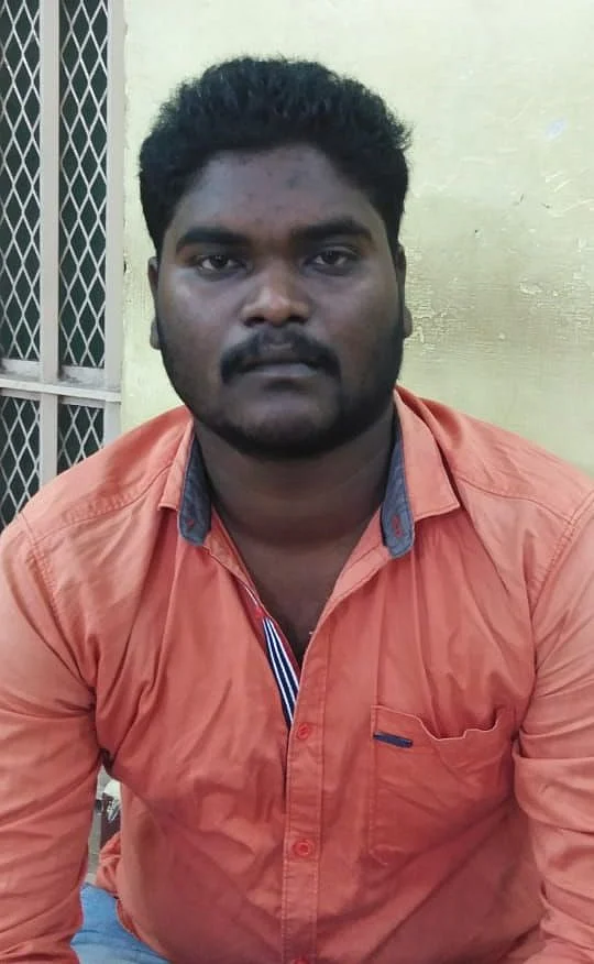 இன்ஜினீயர் விக்னேஷ்