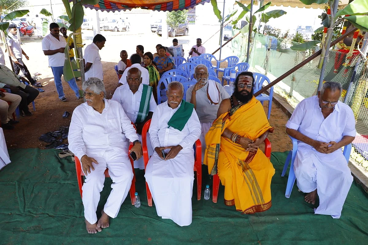 நிகழ்ச்சியில் கலந்து கொண்டவர்கள்