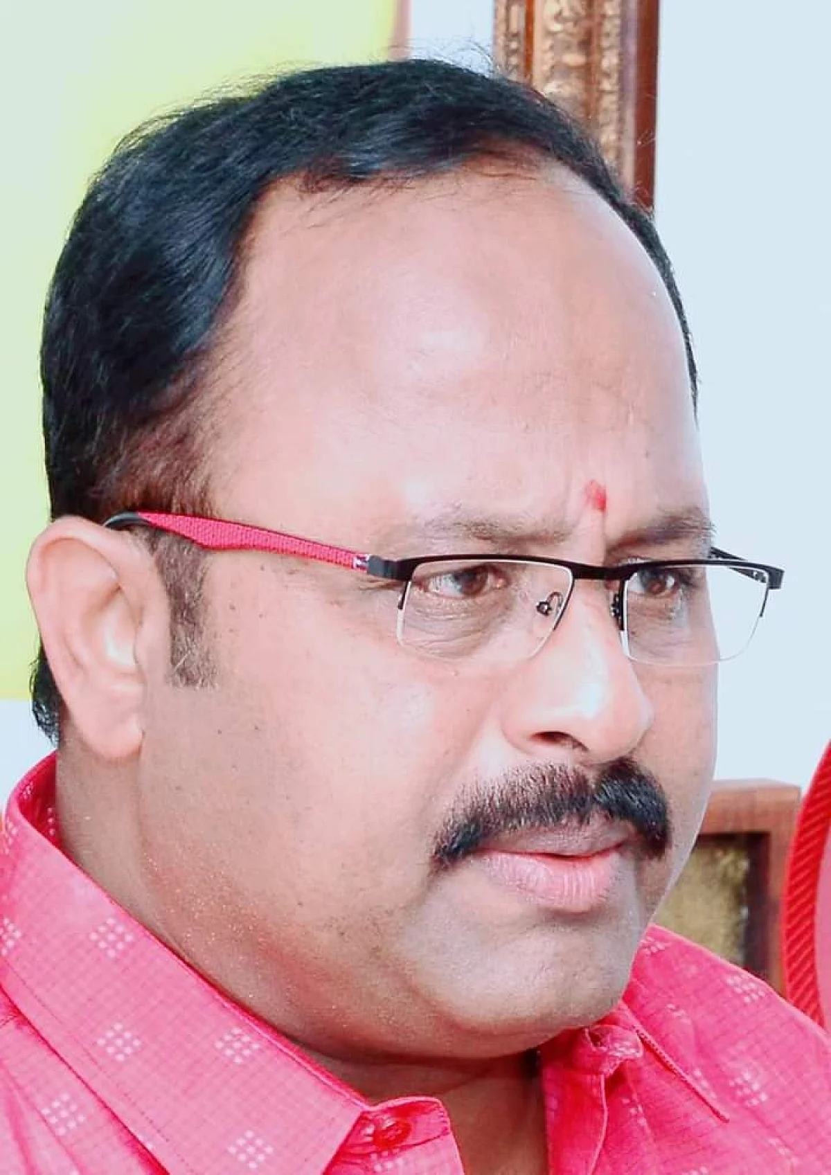 நந்தகுமார் எம்.எல்.ஏ
