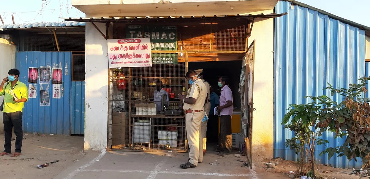 கொள்ளை நடந்த டாஸ்மாக் கடை