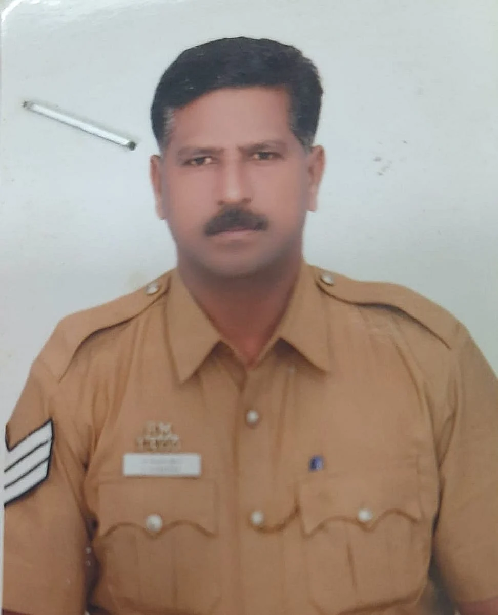 தற்கொலை செய்துகொண்ட அலெக்சாண்டர்
