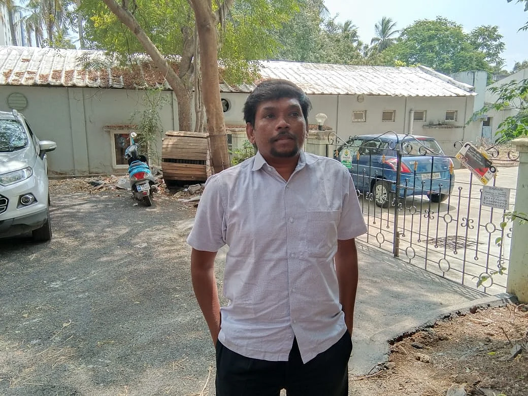சித்த மருத்துவர் வீரபாபு